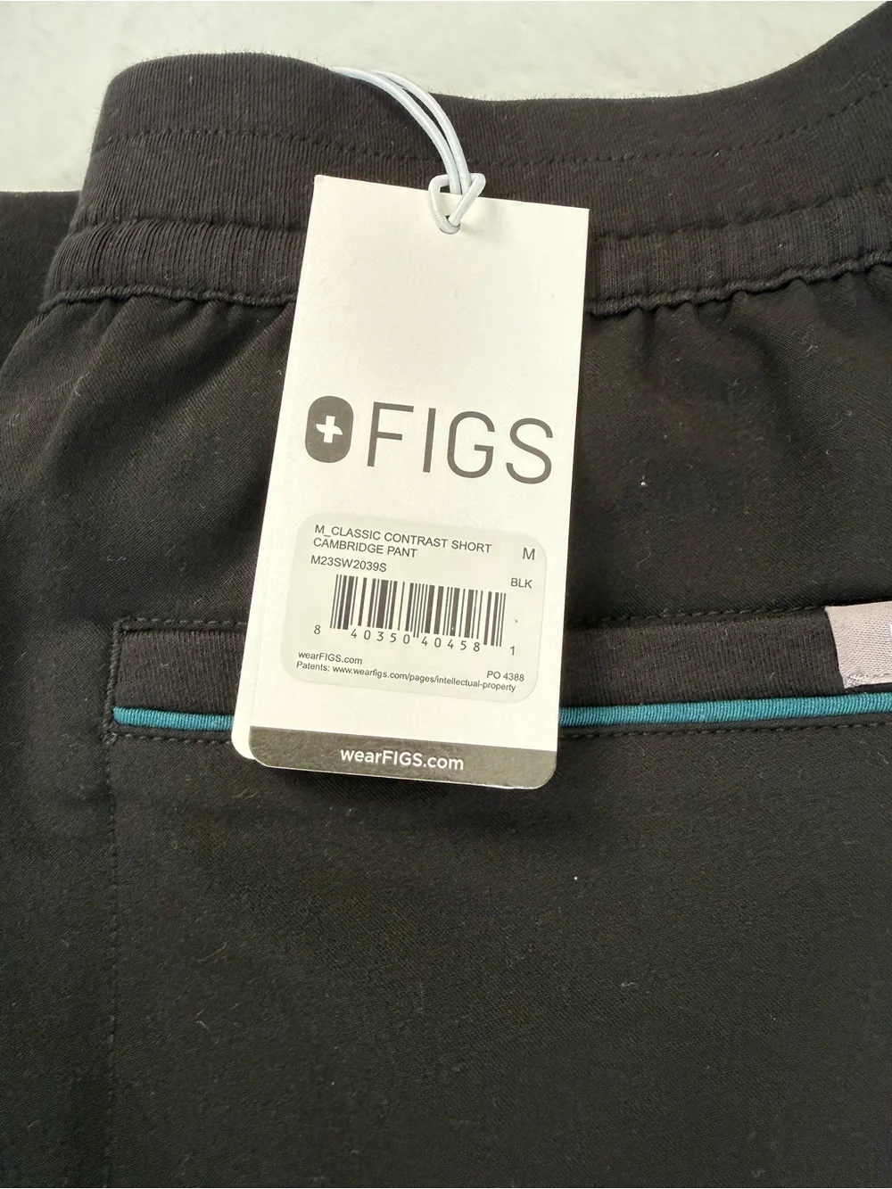 FIGS Classic Contrast Short Cambridge Pants Black M NWT Scrubs
